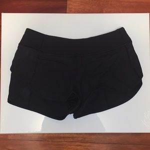 IVIVVA SHORTS
